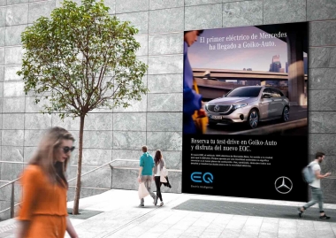mercedes-goikoauto-EQC_Rollup_Caravana